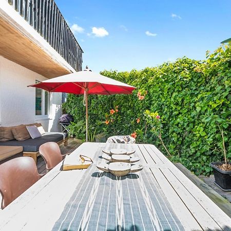Magic At The Mount - Mt Maunganui Downstairs Unit Villa เมาท์มองานุย ภายนอก รูปภาพ